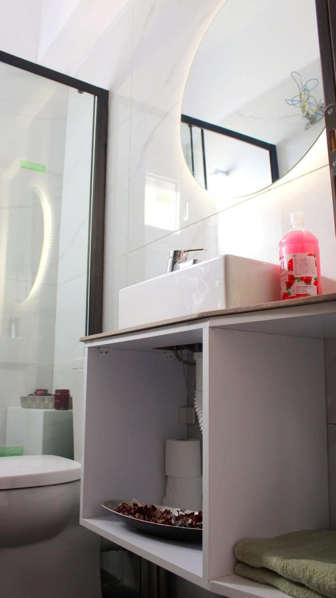 Patras Cozy Nest In The Vibrant City Center Exteriör bild